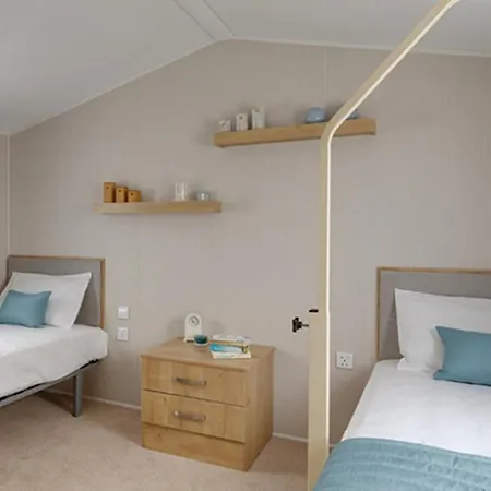 Newperran Holiday park 3*